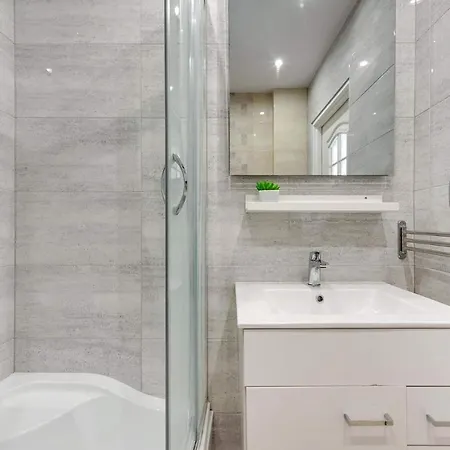 Lux Old Town By Renters דירה